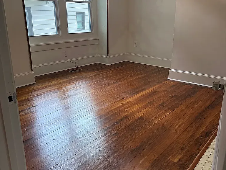 Beautiful floors - huge rooms