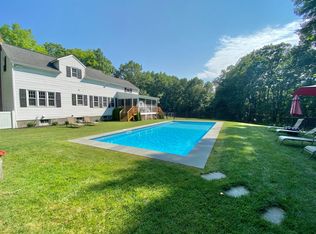 1003 Centre Rd, Staatsburg, NY 12580