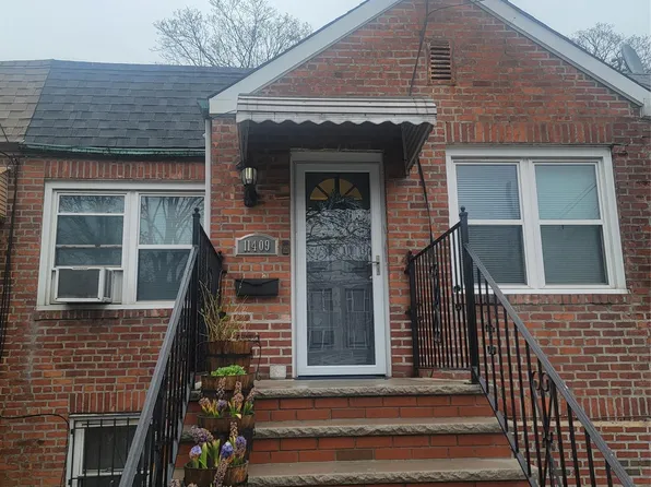 11409 204th Street, Saint Albans, NY 11412