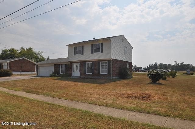 1st image of 880 Pearman Pkwy