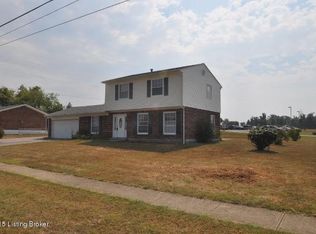 880 Pearman Pkwy, Radcliff, KY 40160