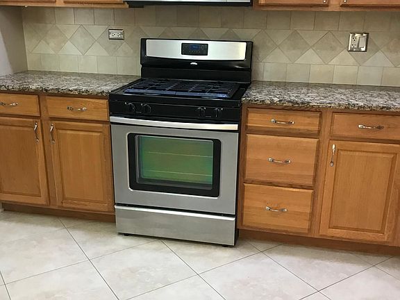 3rd image of 1574 E Citadel Ct