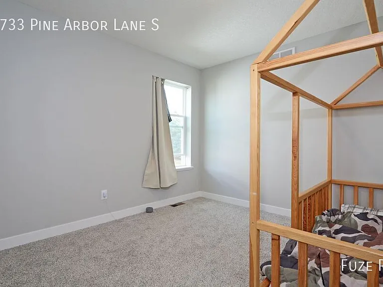 6733 Pine Arbor Ln S — Photo 12
