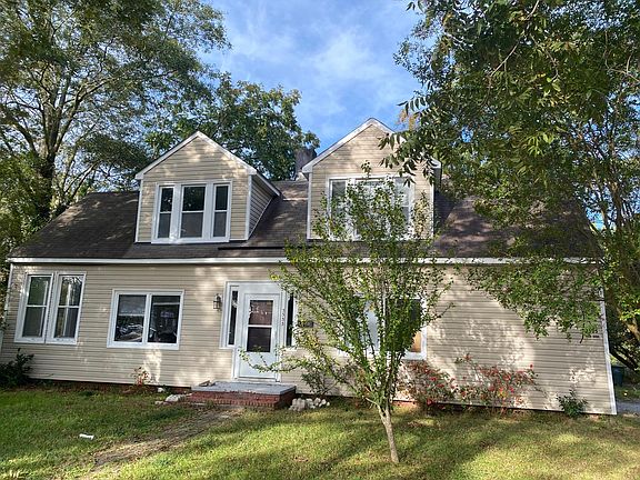 Front of multi-family unit