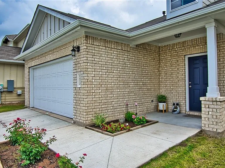 6410 Owl Creek Ln — Photo 16