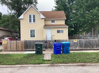 222 Edwards St, Waterloo, IA 50703