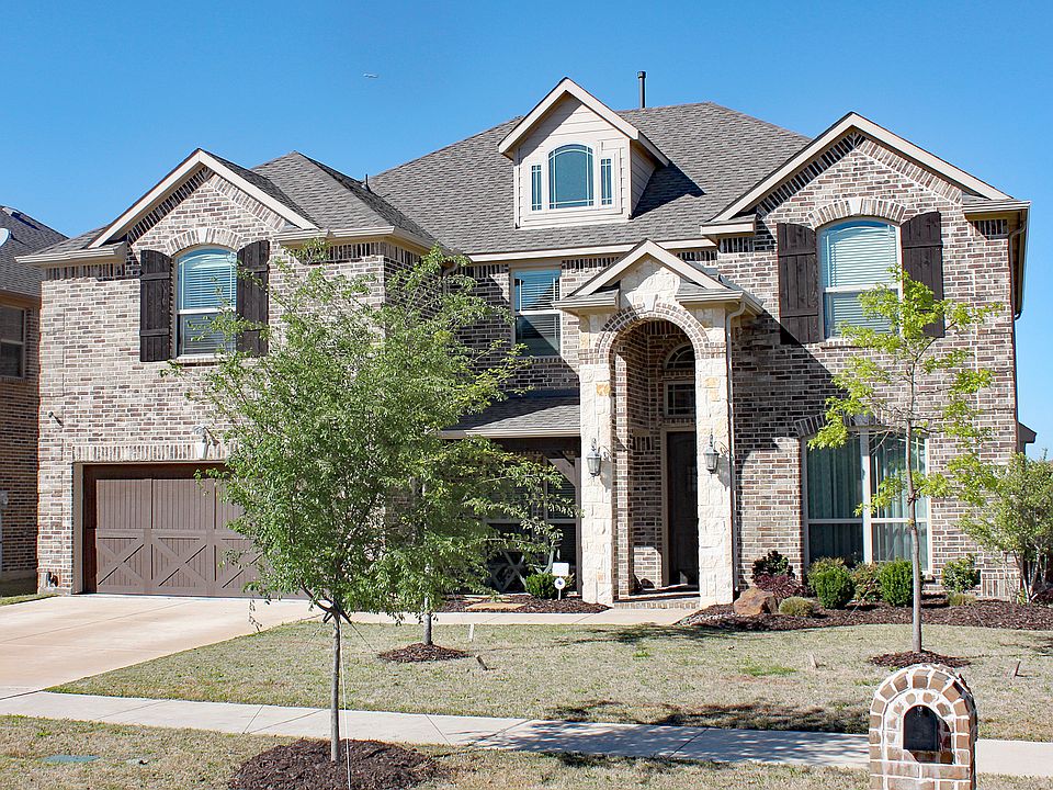 1st image of 3714 Caruth Ln