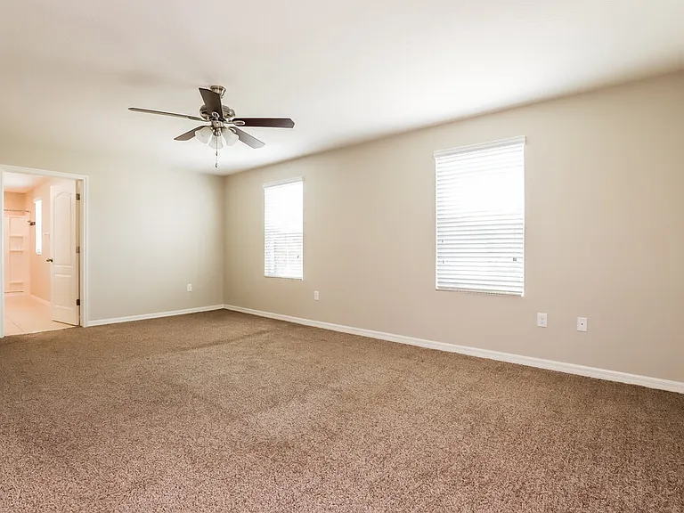 4011 Bramblewood Loop — Photo 9