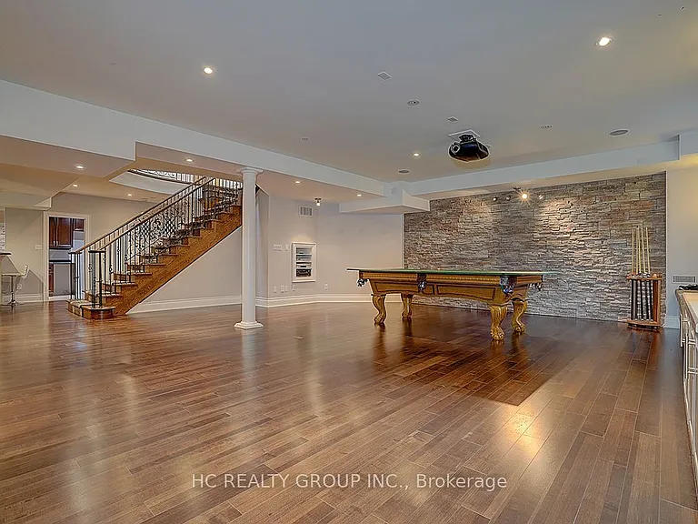 193 The Bridle Path — Photo 20