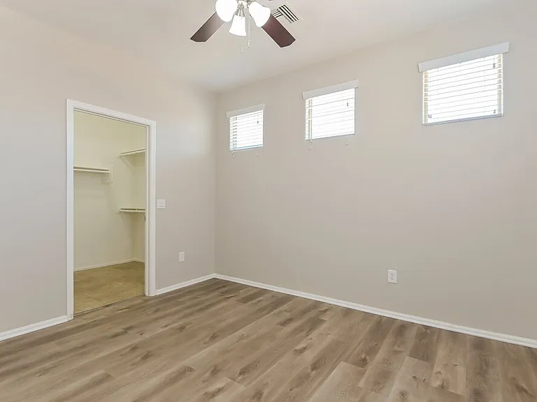 6851 W Leeward Cove Way — Photo 16
