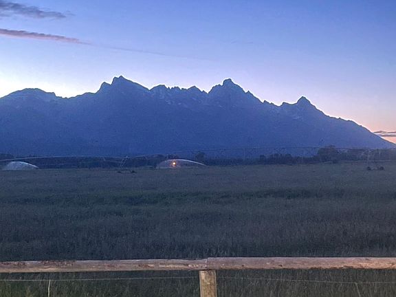 Evening view of tetons from nearby