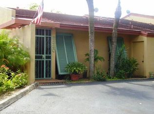 8320 Dundee Ter, Miami Lakes, FL 33016