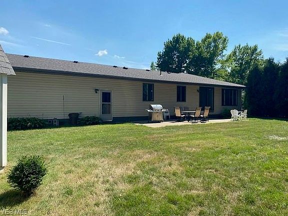 2nd image of 617 Van Oaks Dr