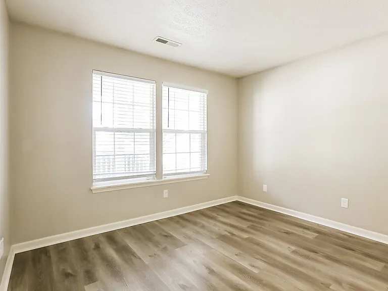 5654 Fair Ridge Pl — Photo 11