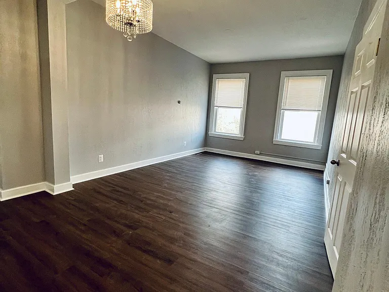 837 Hollins St #3A — Photo 6