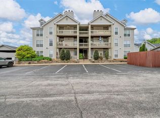 1419 Whispering Creek Dr APT D, Ballwin, MO