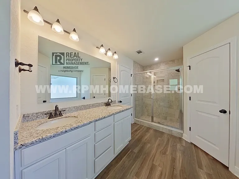 5137 Peach Dr — Photo 9