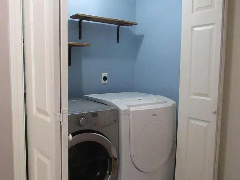 35 G St — Photo 17