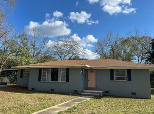 193 Shelby Speights Dr, Purvis, MS 39475