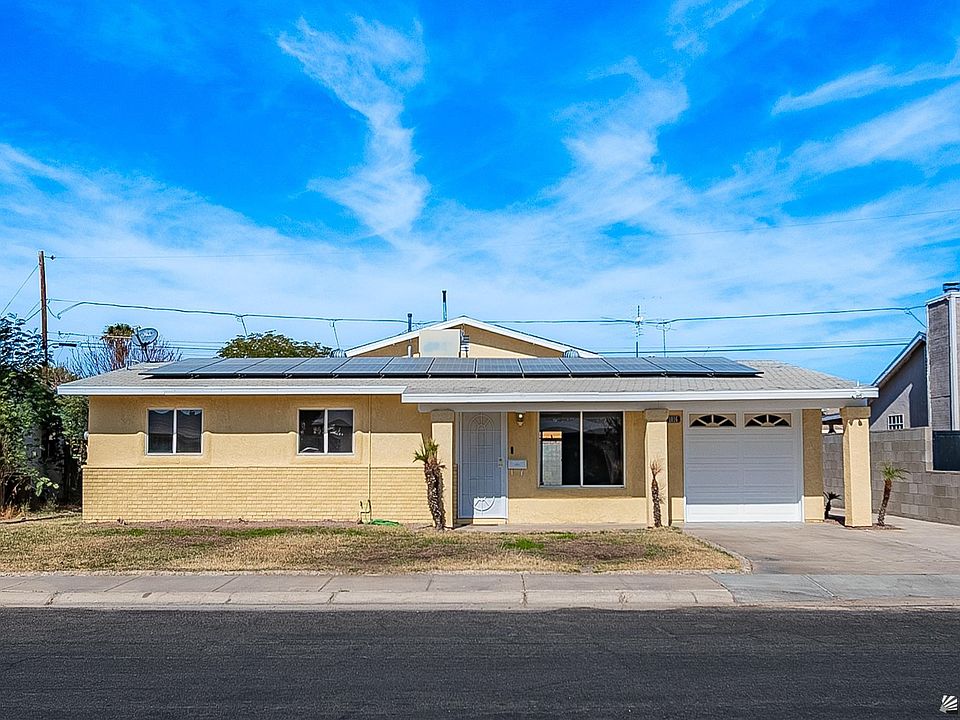 1st image of 1016 E Hacienda Dr