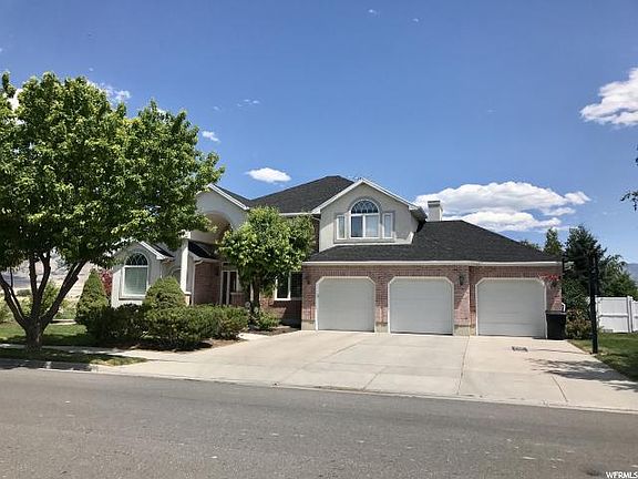 2nd image of 580 E David Dr