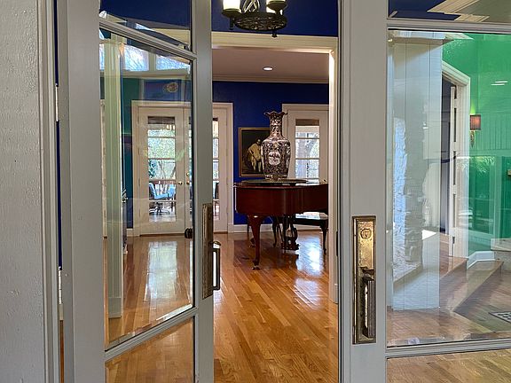 5th image of 104 Cabin Path St