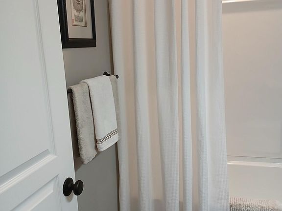 5th image of 1908 Tanners Cove Rd