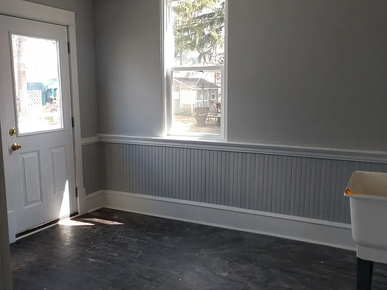 240 2nd Ave — Photo 8