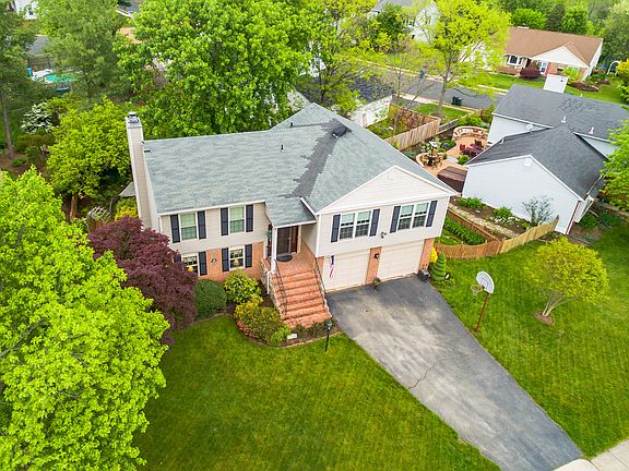 2nd image of 1304 Forty Oaks Dr