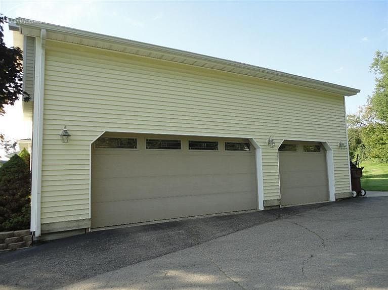 1st image of 1621 Stonewood Dr
