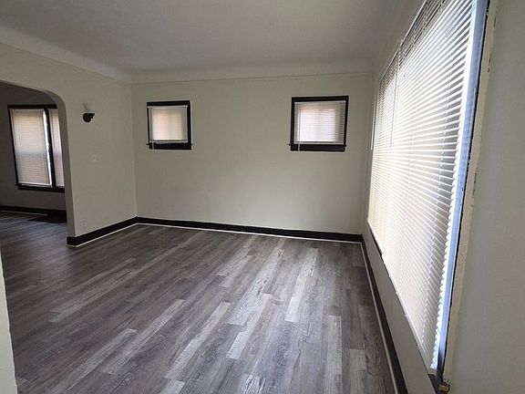 5th image of 14375 Terry St