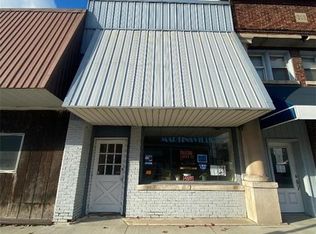 14 W Cumberland St, Martinsville, IL 62442