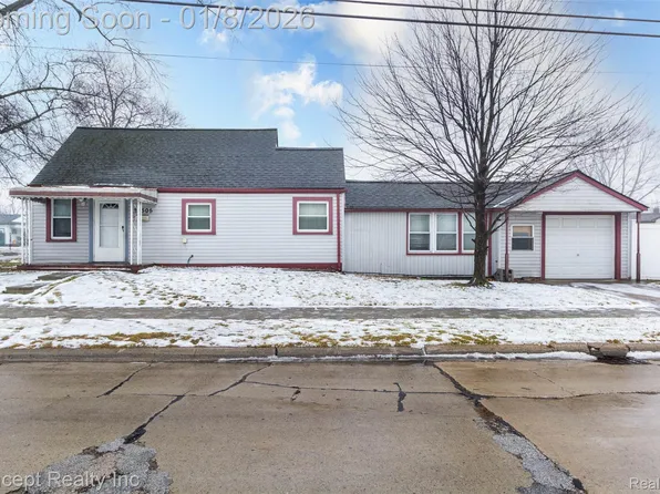 23505 Cypress St, Taylor, MI 48180