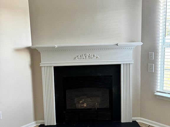 2nd image of 2607 Bluff View Dr #A