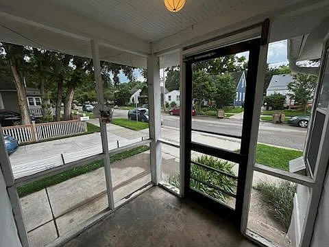2 bed, 654 sqft, $1,900 — Photo 4