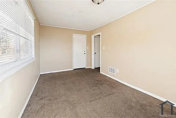 2076 Collingwood St — Photo 22