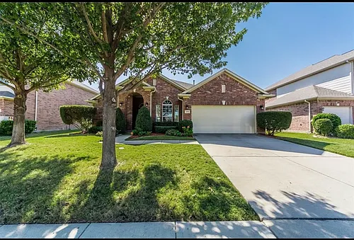 2748 Bay De Vieux Dr Photo 1