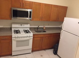 208 32nd St, Brooklyn, NY 11232