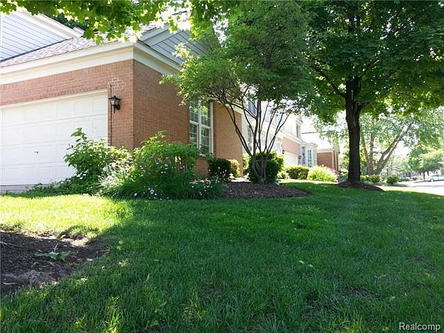 1st image of 16329 Brookwood Ct #11