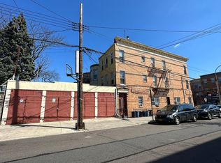 60-55 70th Ave, Ridgewood, NY 11385