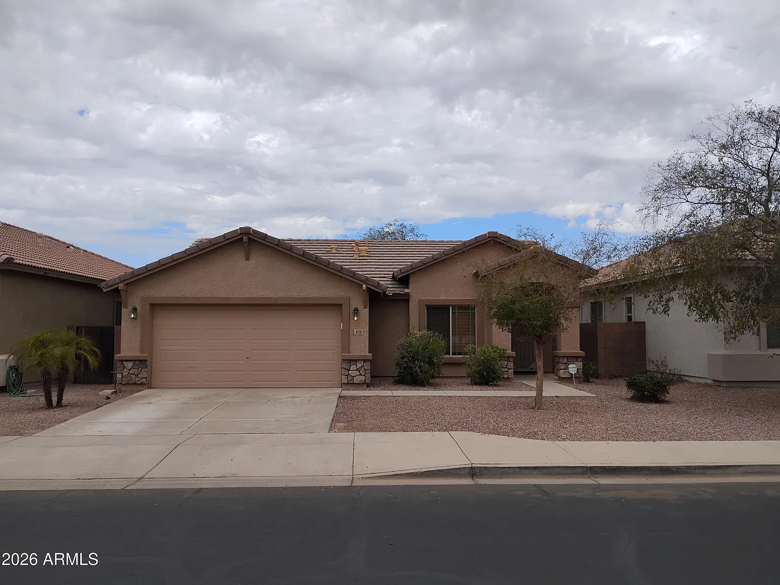 3 bed, 2.0 bath, 1610 sqft, $2,150 — Photo 1