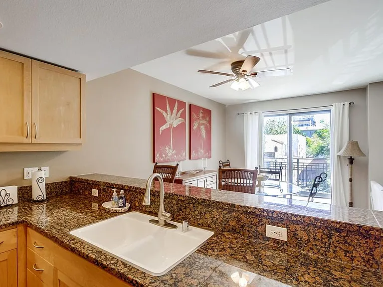 1750 Kettner Blvd #203 — Photo 8