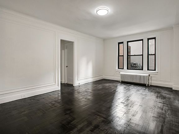2nd image of 465 Lexington Ave #4X