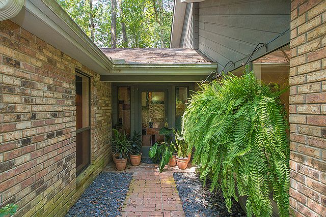1st image of 306 Evergreen Dr