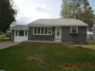 229 W Browning Rd, Bellmawr, NJ 08031