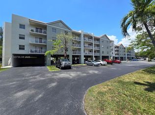 8200 SW 210th St APT 103, Cutler Bay, FL 33189