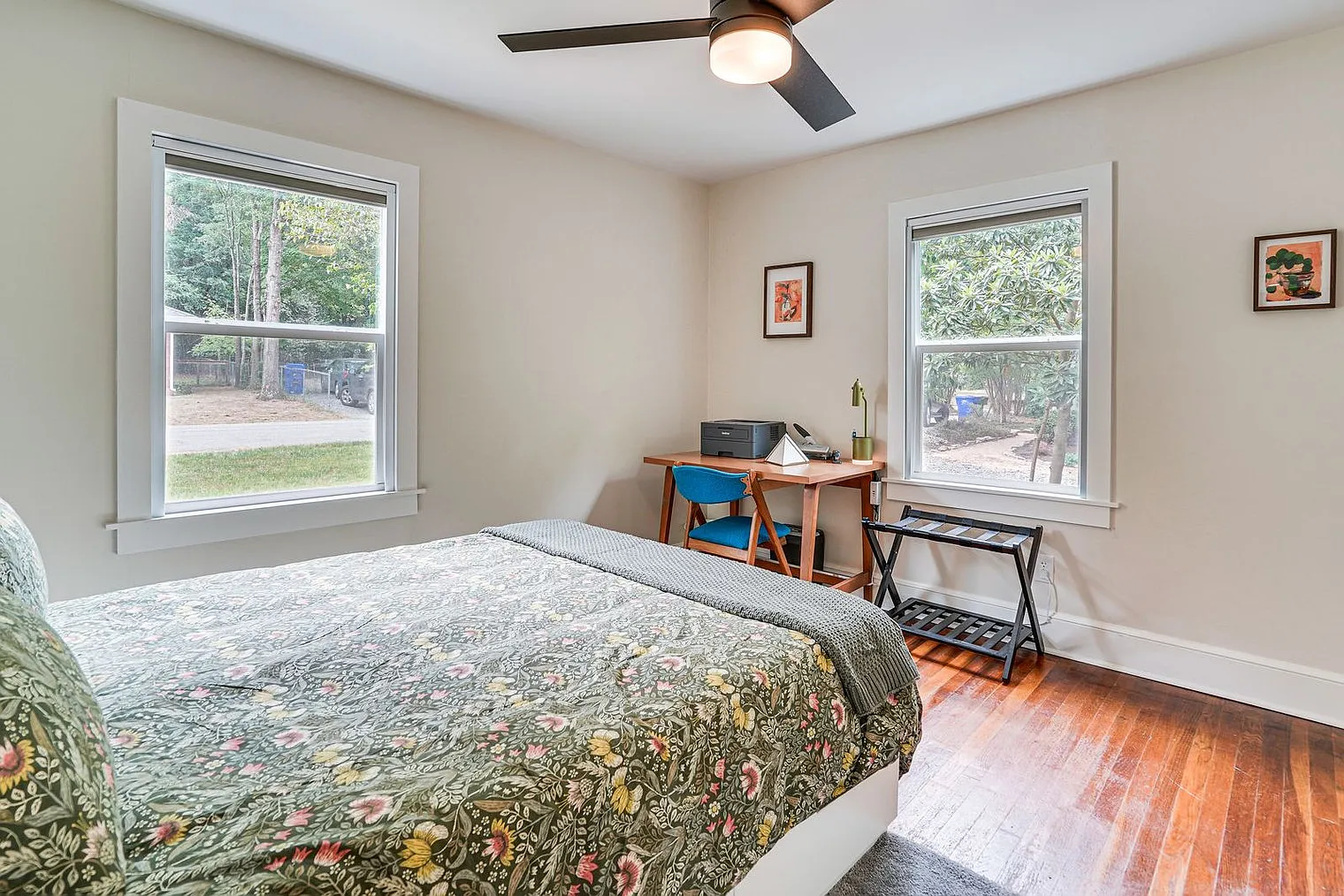2 bed, 1.0 bath, 1022 sqft, $3,548 — Photo 3