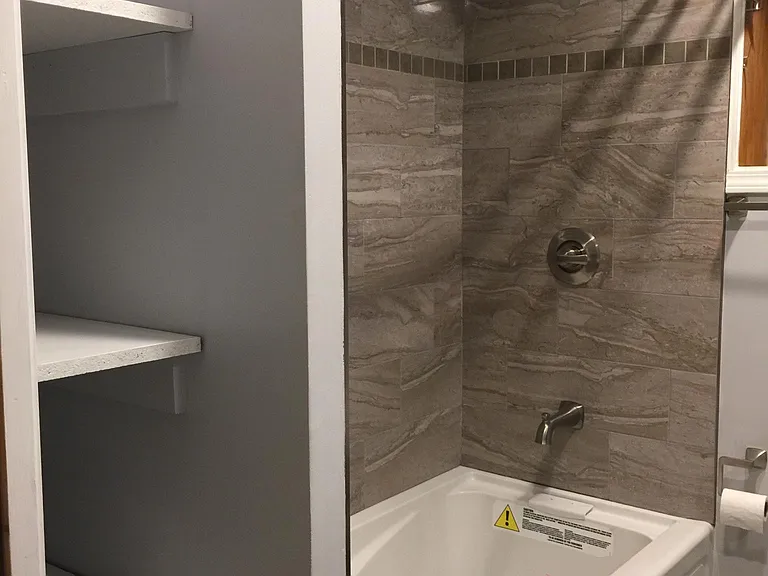 2150 N Kenneth Ave — Photo 39