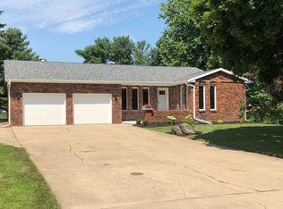 3901 19th Ave, Sterling, IL 61081