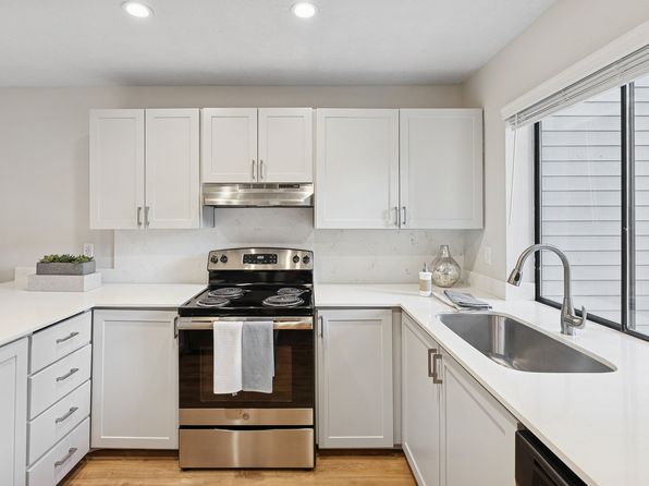 14800 NW Cornell Rd APT 11